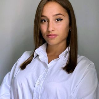 Julia profile picture