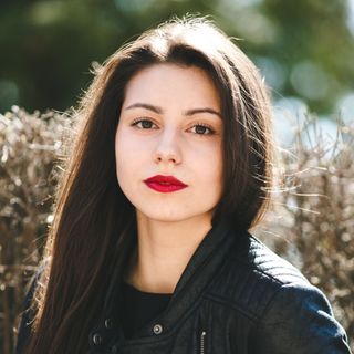 Martha Collins profile picture