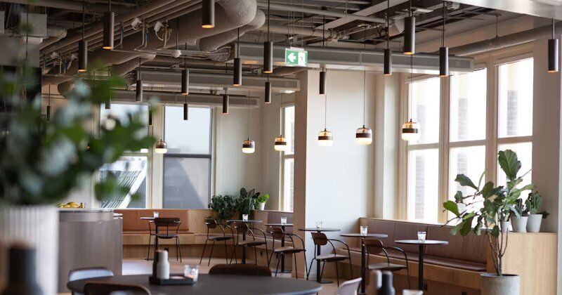 Cover image for La crescente popolarità degli spazi coworking a Bologna: Una guida dell’esperto